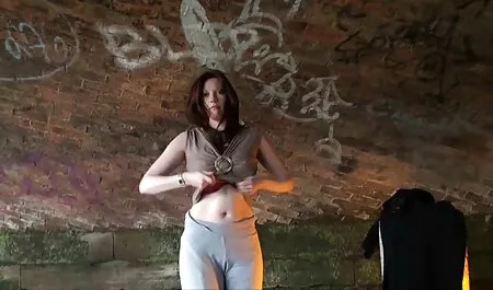Ba mẹ bạn bè sex online nhat ban thu hút một chàng trai trong khiếm nhã với họ