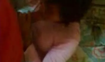 Cô gái tóc phim jav nhật bản vàng trong đỏ giày cao gót chân của cô