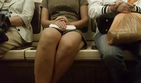 Hai bộ phim sex nhật bản con khốn ngay lập tức đã được quan tâm đến một cậu bé của bạn bè