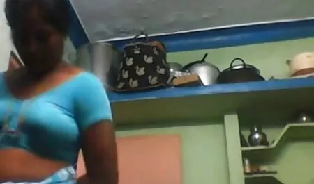 Trẻ mô hình khiêu dâm trong bikini muốn sex nhat ban hay nhat hút dương vật,