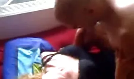 Các người quen của một van với một cô gái trẻ trở videos sex nhat ban thành một trắng trợn trong công viên