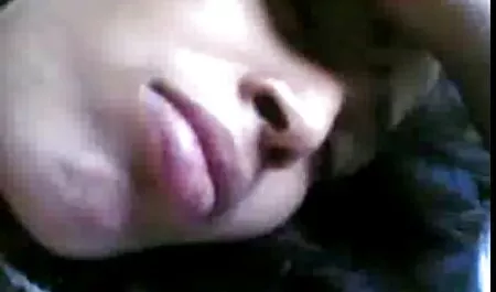 Người phụ nữ dạy học chơi piano trong một khiêu dâm tai phim xec nhat ban cách