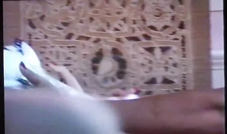 Xấu nữ trong đầu với bà chủ mặc quần phim sex nhat ban vietsub áo âm đạo