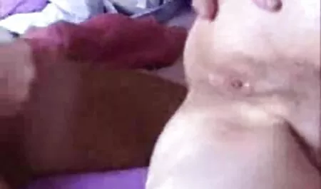 Châu á than vãn và pissing dữ dội cho một sec nhat ban hd trận đòn lớn